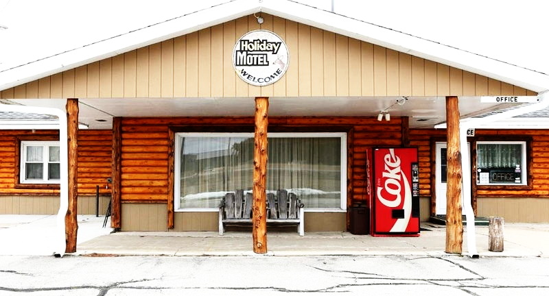 Holiday Motel - Web Listing (newer photo)